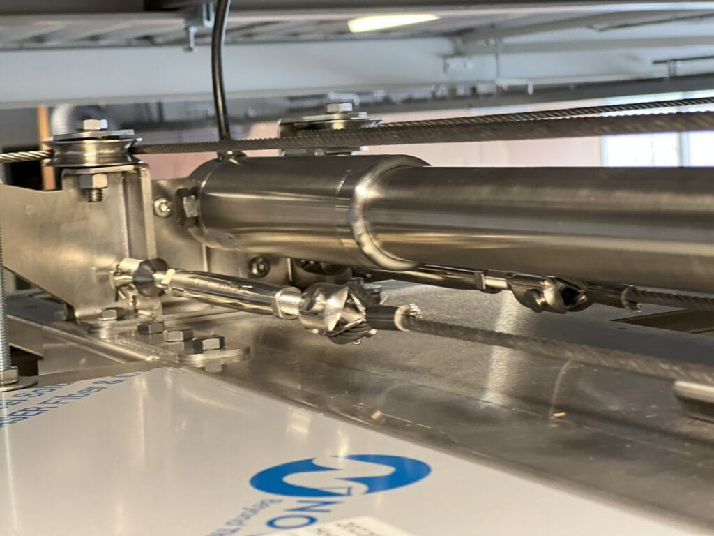 Concens actuator beweegbare afzuigkap jachtbouw